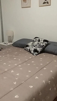 Madrasta em casa, apenas fãs em câmera lenta, curtindo