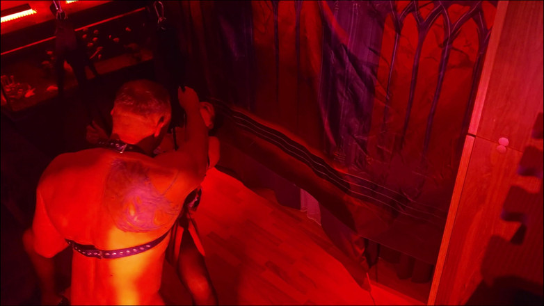 Relaxsextime: Couple Swing on a Swing