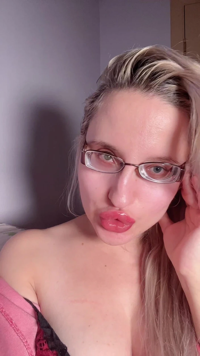 FinDom Goaldigger: Big Lips Obsession JOI for Findom Paypig