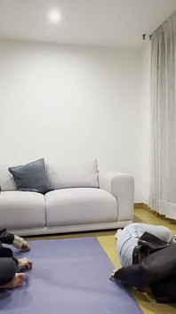 Kız arkadaşım götüme şaplak atıyor
