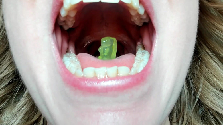 Julie_Bliss: Julie Bliss - Gigante