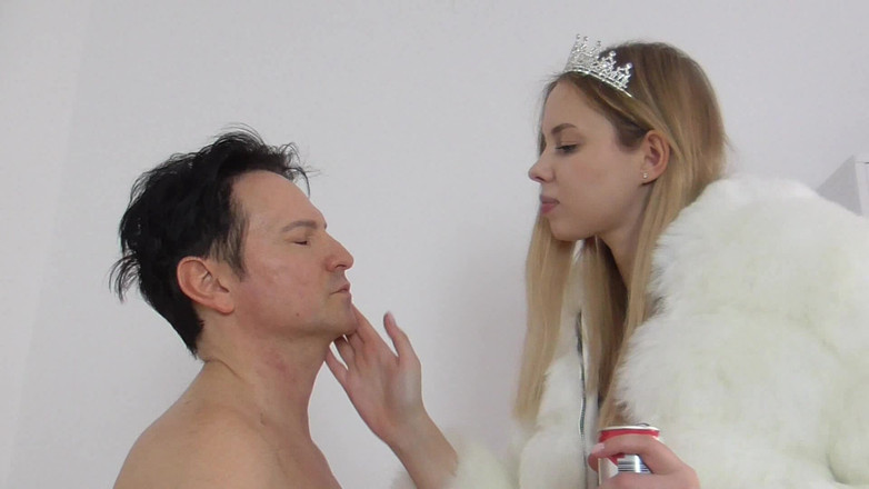 Femdom Austria: Tall Findom Train Her Slave!