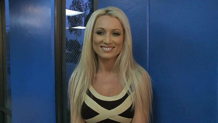 Stunning Blondes: Marvelous blonde gets her belly covered in her lover's warm...