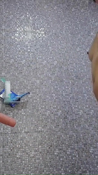 Ich bin nach dem college geil in meiner dusche