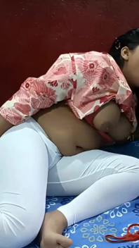 naukar ke saath yuva Malkin jangli shaandaar seks