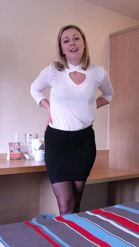 Lucy Lauren - Co za boner - JOI