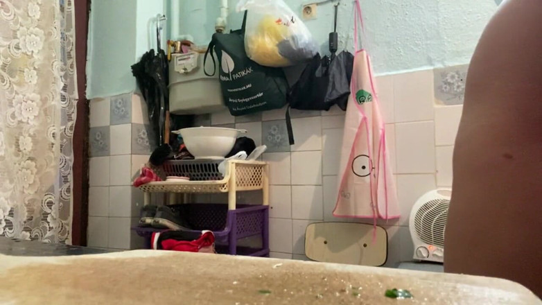 Cuteblonde666: นู้ดขนดกทำอาหาร กินข้าว 1.5 ชม.