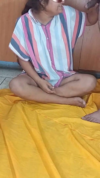 Girlfriend’s Skilled Mouth Worships His Cock at the Hotel