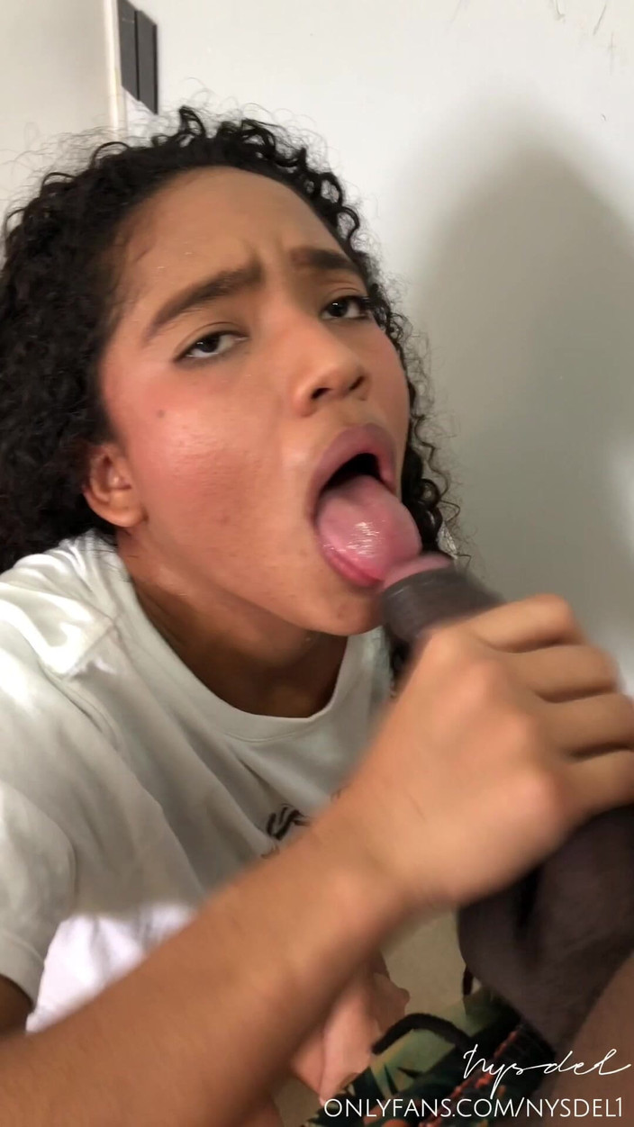 Nysdel: Зрадлива подруга таємно робить мінет найкращому другу свого хлопця - аматорська пара - Нісдел