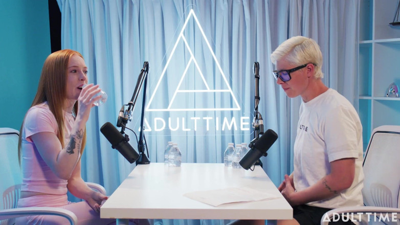 Adult Time Podcast: Madi Collins Enemas, awam dan teman lelaki D*ck | Podcast Masa...