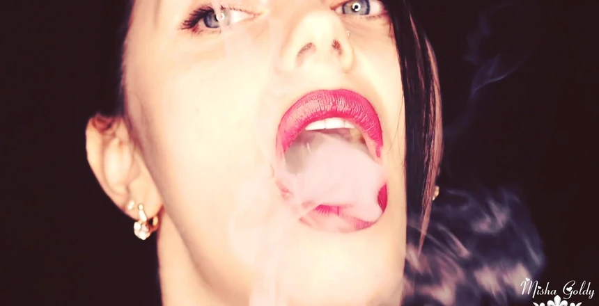Goddess Misha Goldy: Sensual Hookah Smoking with Sexy Lipstick on My Big Lips