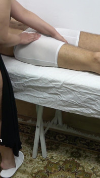 Madura massagista chegou em casa para massagem no pau