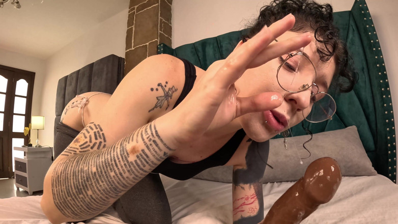 Michelle Kink: Big Black Dildo in My Mouth