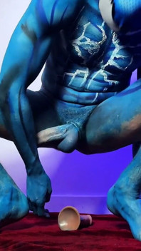 Nahé bodypainting Mě jako Spidermana