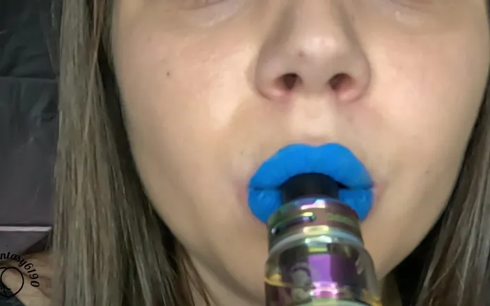 Your fantasy studio: Vaping Close-up with Blue Lipstick