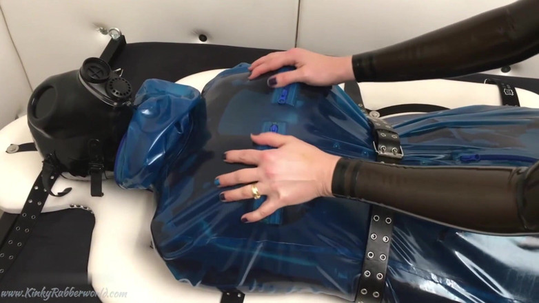 Fem Latex: Latex Lea Lesbian Clinic Games