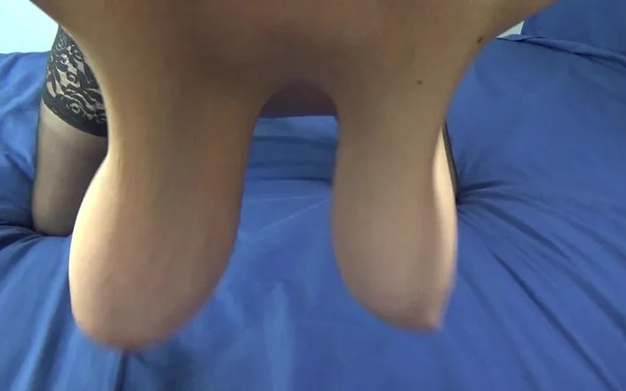 AnnaBUST: Shaking My Big Hanging Boobs at Home