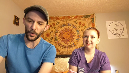 Sin Spice by Sophia Sinclair and Jasper Spice: Xiueton mini finger wand unboxing dan masturbasi