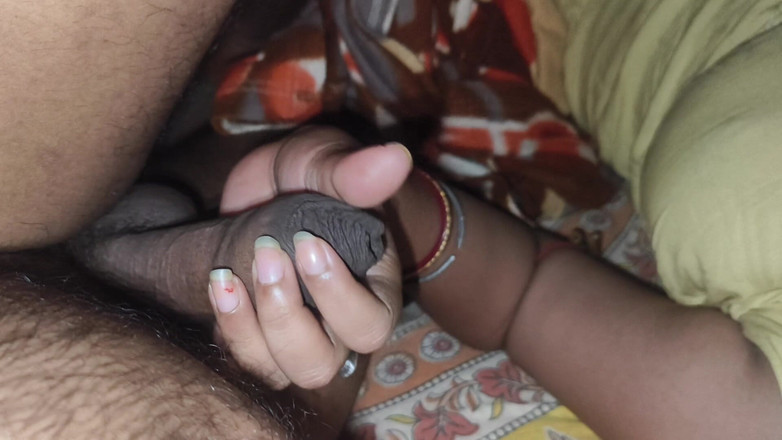 Angelmona: Freundin mit hand-blowjob zu hause