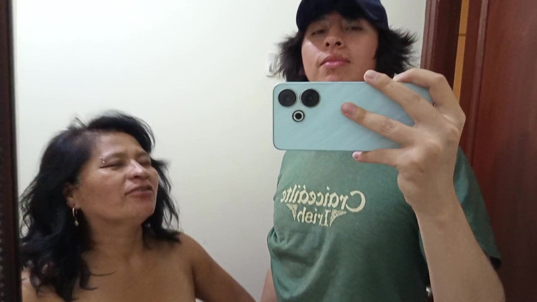Moo DBOXXX: 내 자지를 따먹는 마누라를 보고 그녀가 좋아해, 내 계모와 함께 우리는 도망치고 남편은 모른다