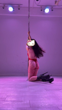 Short Exotic Pole Dancing for Teasing