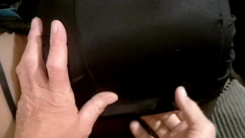 Stan Gable: 谁能通过 2 个美丽的屁股？