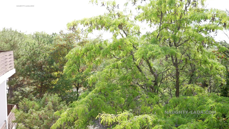 Naughty Lada: Dita maliziose