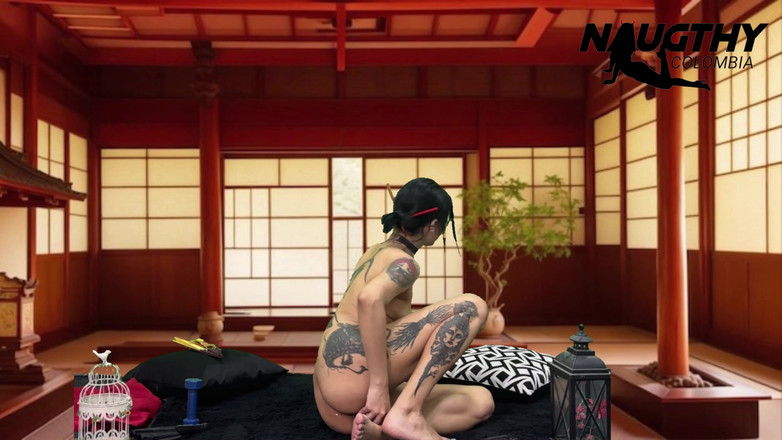 NaughtyColombia: Güzel latin geyşa güzel amının tadını çıkarıyor