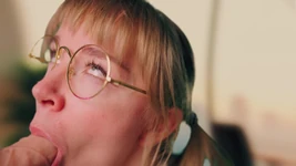 Jag är en kontorsslampa som styvfaders straff