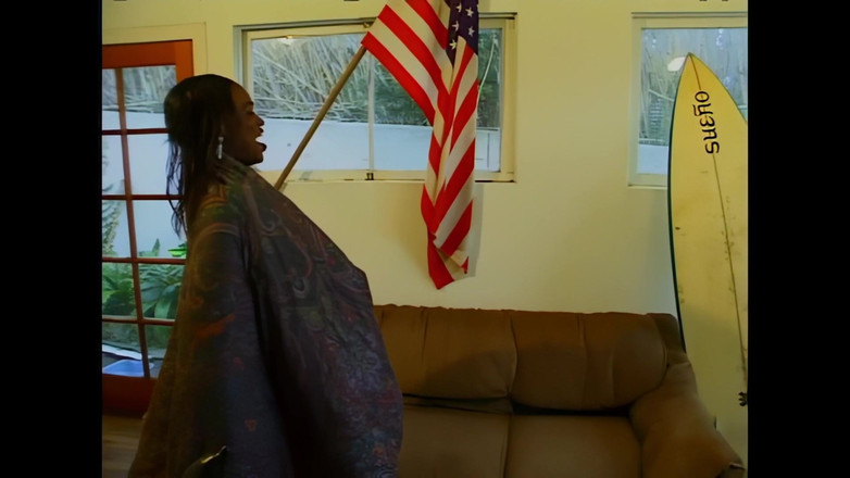 Out Sexxx: Збуджена дівчина насолоджується великим членом