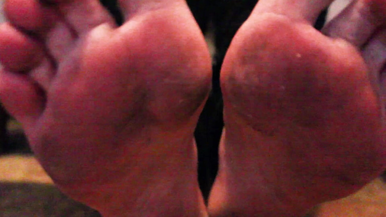 Campsissyboi: Lick My Dirty Feet