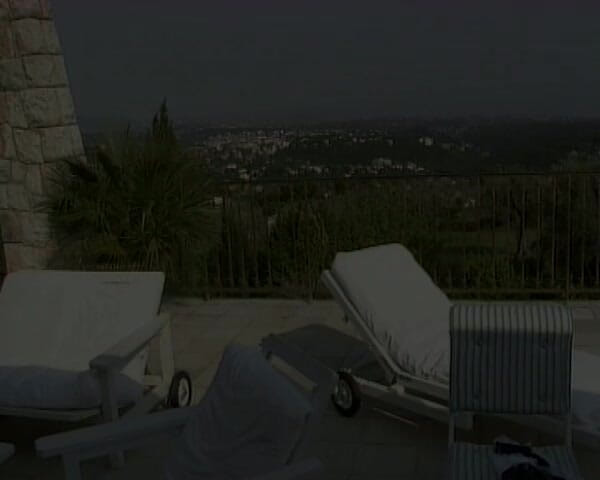 Porno Cloud: Papagallis tem muitas meninas da praia. Belezas com bebendo esperma,...