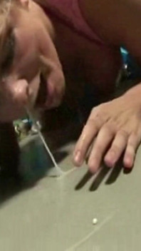 Follada en pandillas y juego extremo de leche
