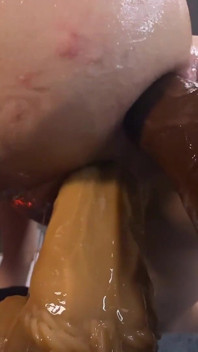 카메라에 직진 물총으로 이중 침투