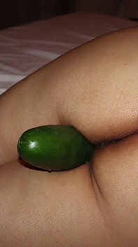 Dưa chuột 10 inch nhét vào
