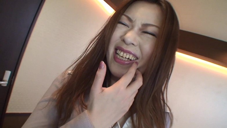 Japan Lust: Peituda japonesa milf Yuki Omura