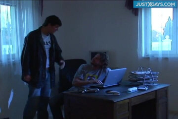Just X Gays fick dates: Computer nerd first time anal with dansk man