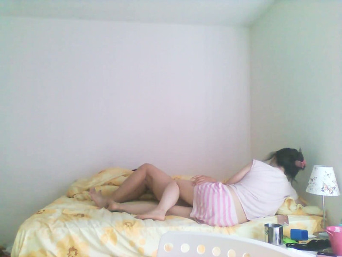 SquishMallow3328: Teen Trung Quốc Phục Tùng Bú Cu Tôi Trong 20 Phút