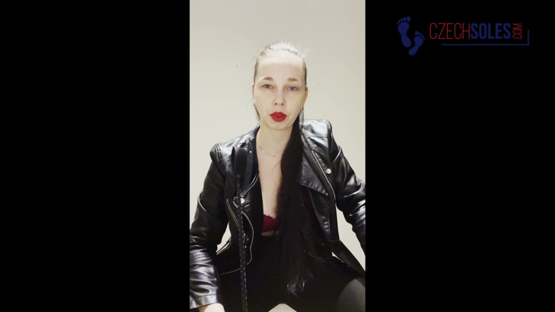 Czech Soles - foot fetish content: Dominacja butów z instrukcjami JOI, POV