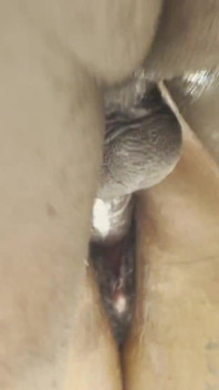 Exquisiter Ficken und ungezeichneter Arsch, den ich dieser brünetten Nymphomanin gegeben habe