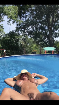 Pool.
