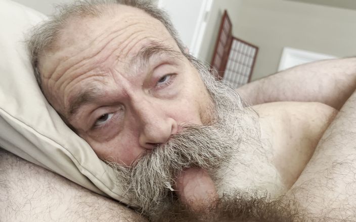 FuzzyBeardBoy: Тато ведмідь медсестри член, отримує винагороду камшот