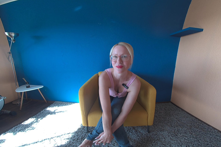 BlondeHexe VR: The Neighbor (virtuální sex)