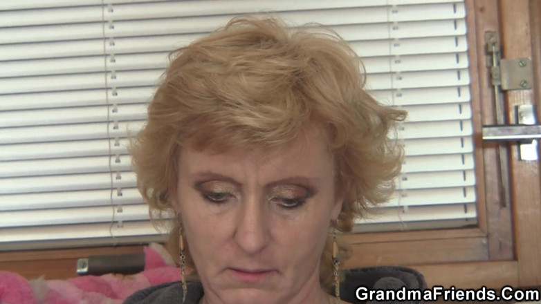 Granny Sluts: Отдаю не совсем в фонды