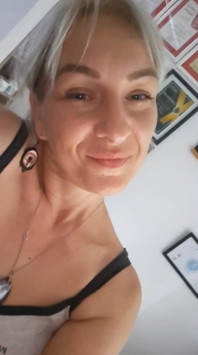 Hot Mom Tongue Teasing Ready for Hot Action