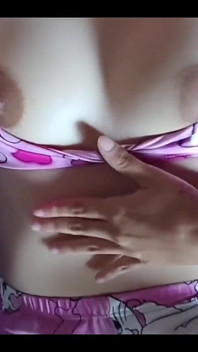 College Girl Masturbates with Her Panties