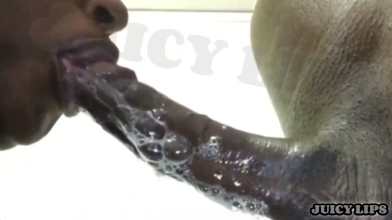 It get sloppy here: 多汁的嘴唇- 拉起一个给他咸湿的头永远!!