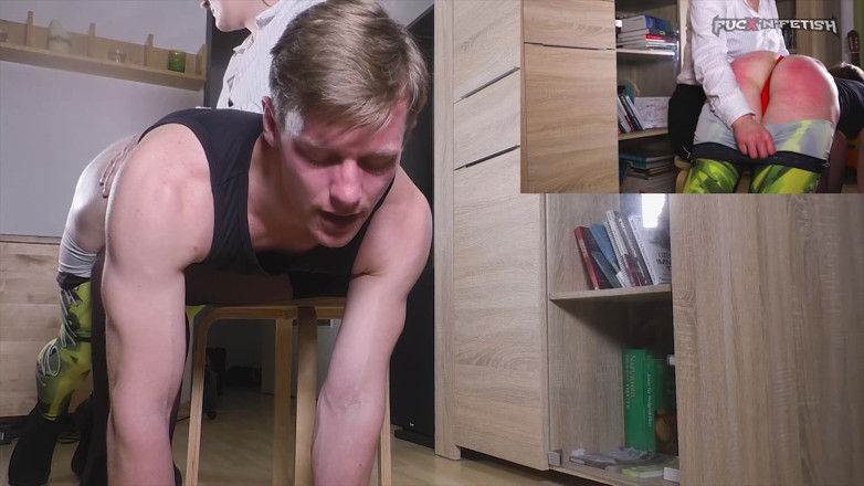 Fuck n Fetish: Meesteres neemt je otk - dubbel scherm - femdom