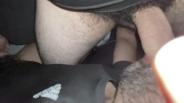 deeptx1: अरब उबर ड्राइवर अपनी कार में गले में गहरे लेती है