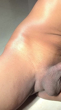Masturbazione del cazzo corpo eccitante